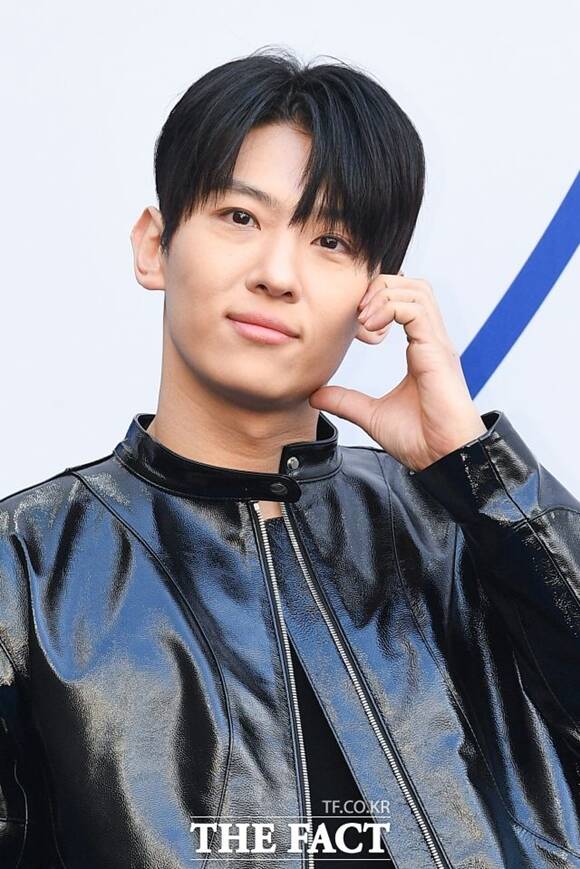   SBS '  ' MC ⿬Ѵ. / 