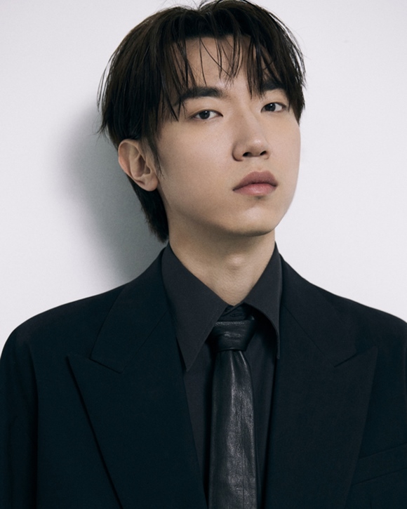 ׷    ĥ  ڽ  Ȥ  ߴ. ׷    Ҽӻ簡 ̸ ϸ ٽ Ȯ    ٸ  åӿ     幮 ø ̶ . / SNS