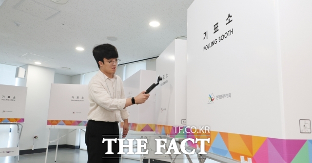 21 ɼ ǥ 3  5    ǥ 73.9% Ÿ. 1997 15 뼱 ǥ 80.65%   δ. / 