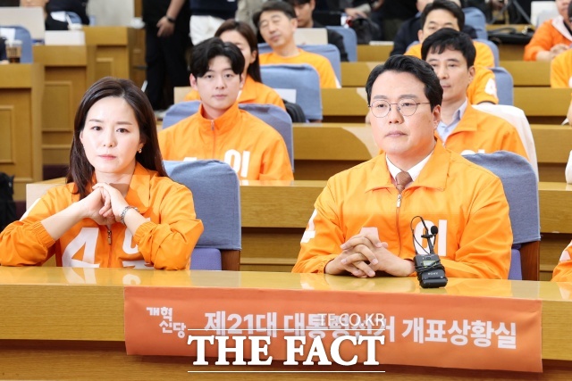 ؼ Ŵ 뼱 ĺ 3(KBSMBCSBS) ⱸ翡 7.7%  Ŵ ǥȲ ħ  ſ ⸦  ߴ. /ý