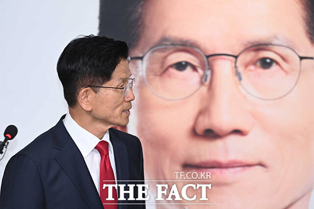 蹮   뼱 ĺ 4   ǵ  ߾Ӵ翡 21 ɼ   º     ִ. / 
