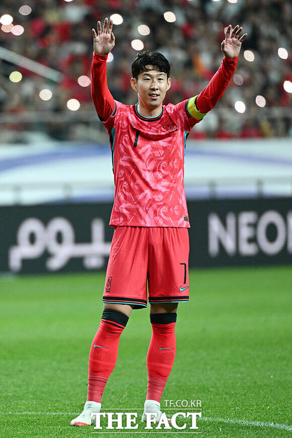 Ʈ 4-0 ¸ ŵ ǥ.