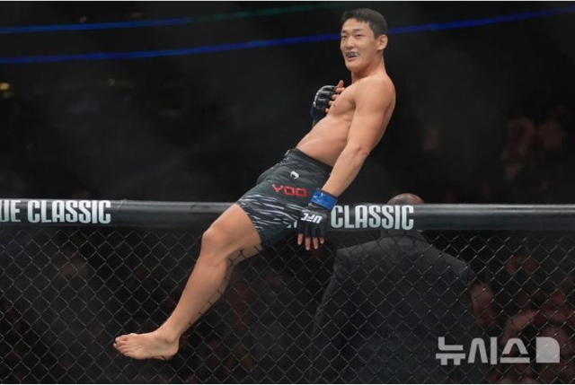  6 8 UFC  28  ѹ KO ŵ  Ÿ öå ö ⻵ϰ ִ ֻ.  APý
