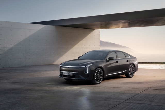 The 2026 K8 Ʈ  Ʈ  Ʈ Ʈ  18ġ 鰡  ¼   ۶ ̳ ںƮ Ʈ ⽺̵ ̴  ް .  The 2026 K8. /