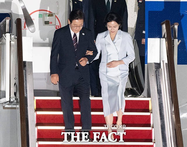 G7 ȸ  ģ  ɰ   簡 19    ׿   1ȣ⿡  . / 
