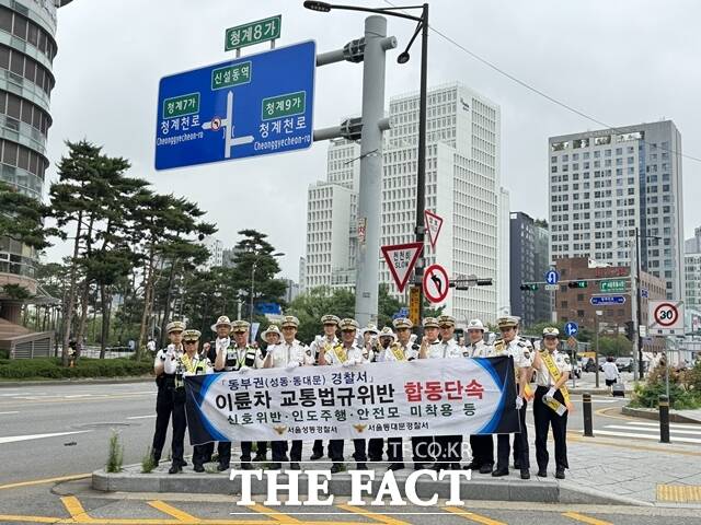   빮 26      û8 Ÿ ߽ ̷      յ ܼ . /
