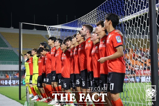 ù౸  8   ⻵ϴ FC /KFA